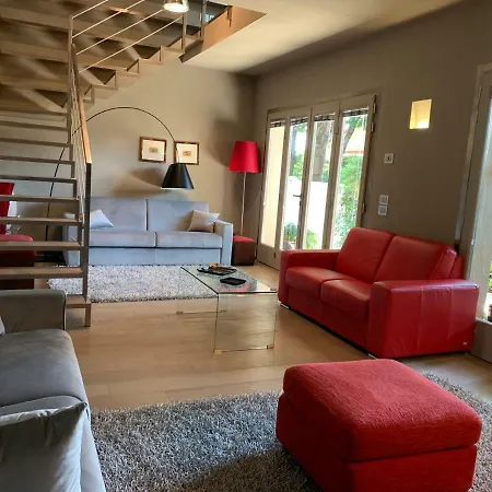 Exclusive Loft 300mt By The Sea Dei Marmi Villa *
