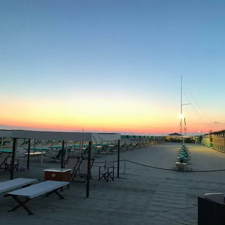 Exclusive Loft 300mt By The Sea Dei Marmi * Forte dei Marmi